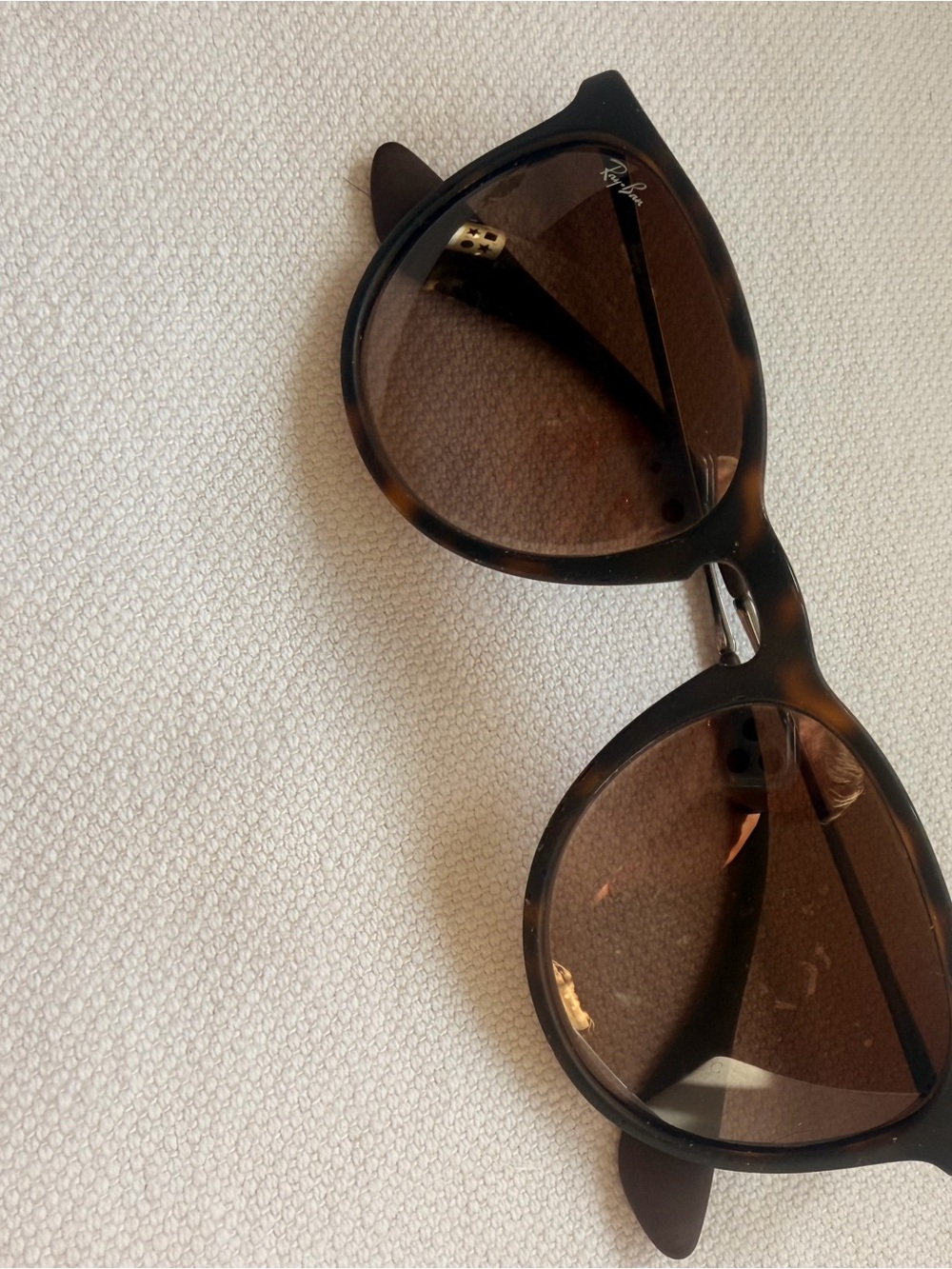 Ray-Ban Women's Tortoiseshell Brown Cat-Eye Sunglasses